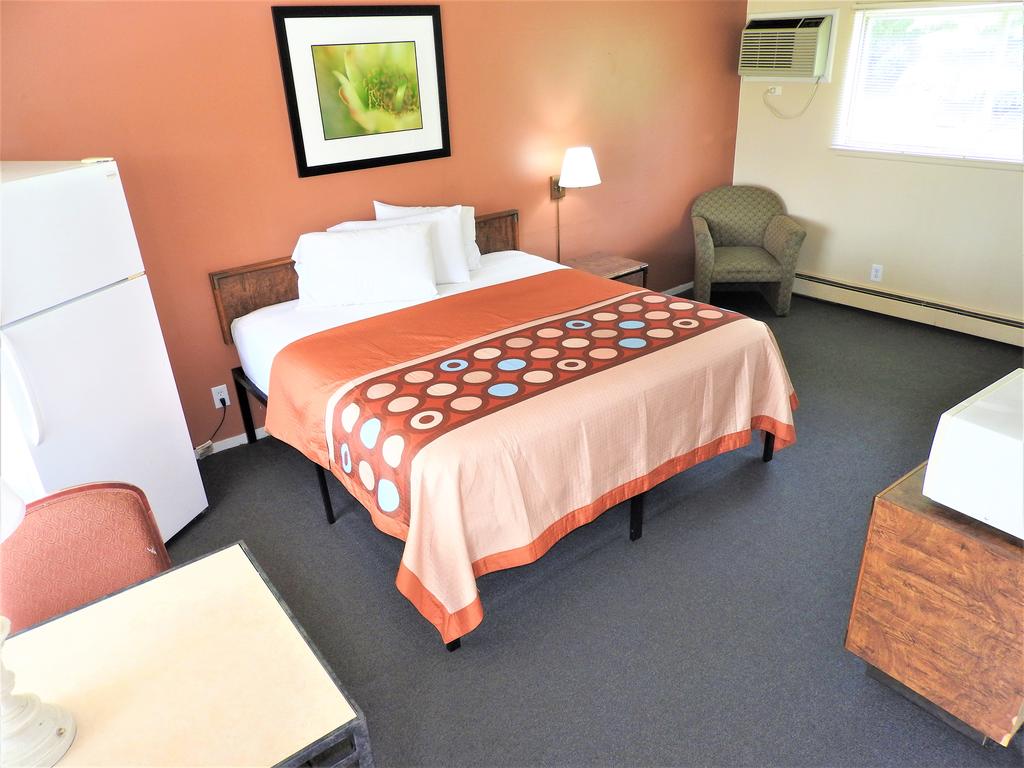 Country Meadow Inn - thumb 1