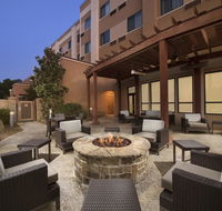 Courtyard by Marriott Tyler - Accommodation Michigan