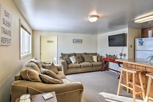 Cozy Apt Less Than 1 Mi To Lake Huron And Mins To Mackinac