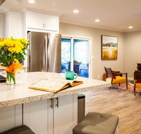 Cozy Country Cottage In Sebastopol Cottage - Accommodation Michigan