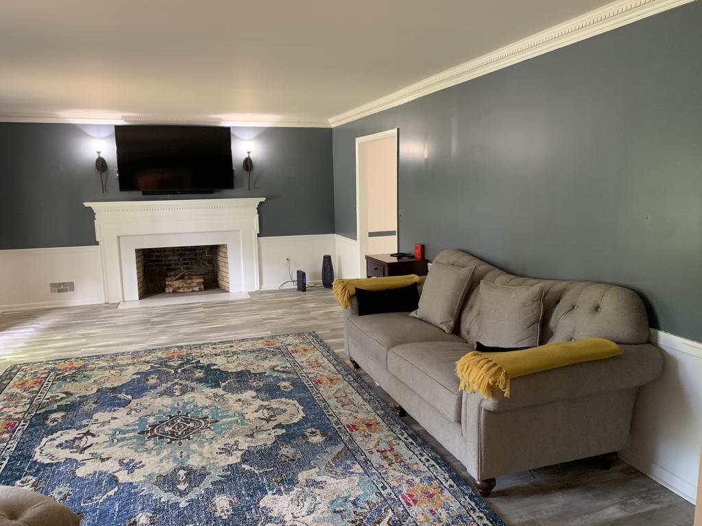 Cozy, Spacious Home Away From Home Getaway! - thumb 0