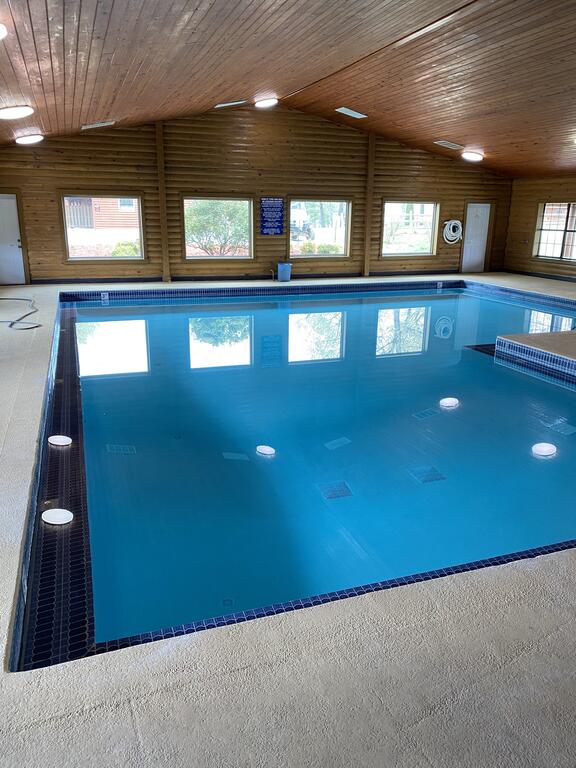 Crown Point Resort - thumb 1