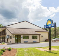 Days Inn by Wyndham Athens - Accommodation Michigan