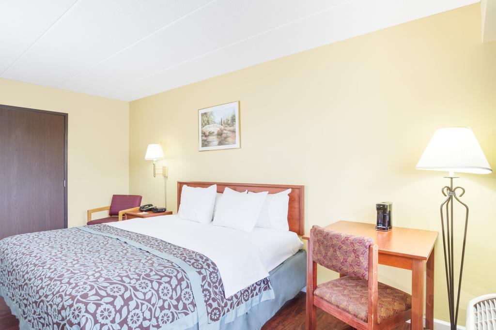 Days Inn By Wyndham Athens - thumb 2