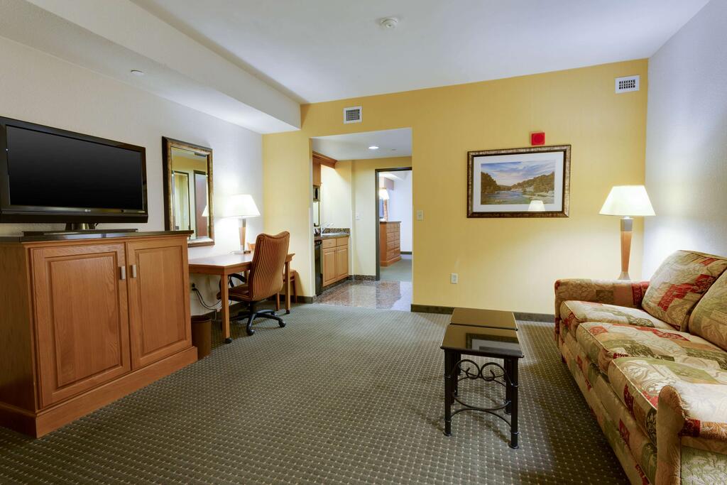 Drury Inn & Suites San Antonio Near La Cantera - thumb 1