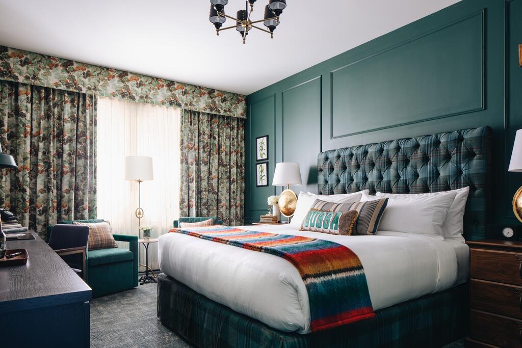 Graduate East Lansing - thumb 0