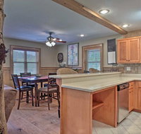 Guntersville Cabin with Fire Pit Walk to Lake - Accommodation Michigan