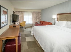 Hampton Inn & Suites Farmington
