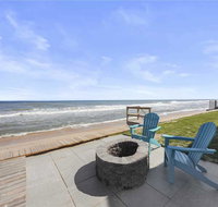 Hemingway Dream 5 Bedrooms Beach Front Sleeps 14 - Accommodation Michigan