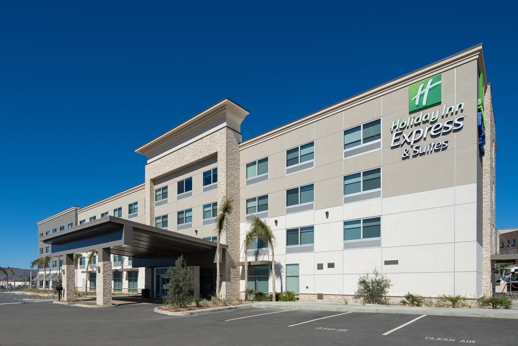 Holiday Inn Express & Suites - Murrieta - thumb 0