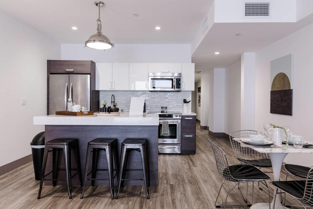 Huge 2-Bed/2-Bath Flat Close To Ace Hotel, Staples & LACC - thumb 2