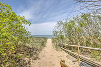 Inviting Union Pier Home with Hot Tub-Walk to Beach Accommodation Michigan