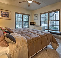 Lake Harmony Condo with Patio  Stunning Lake Views - Accommodation Michigan