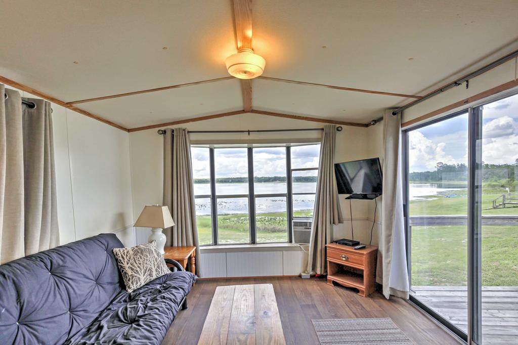 Lakefront Silver Springs Cabin With Deck And Grill! - thumb 2