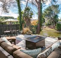 Lakes Edge Agoura Hills Home - Accommodation Michigan