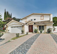 Luxe Home on Lake Lindero Near Country Club Golf home - Accommodation Michigan