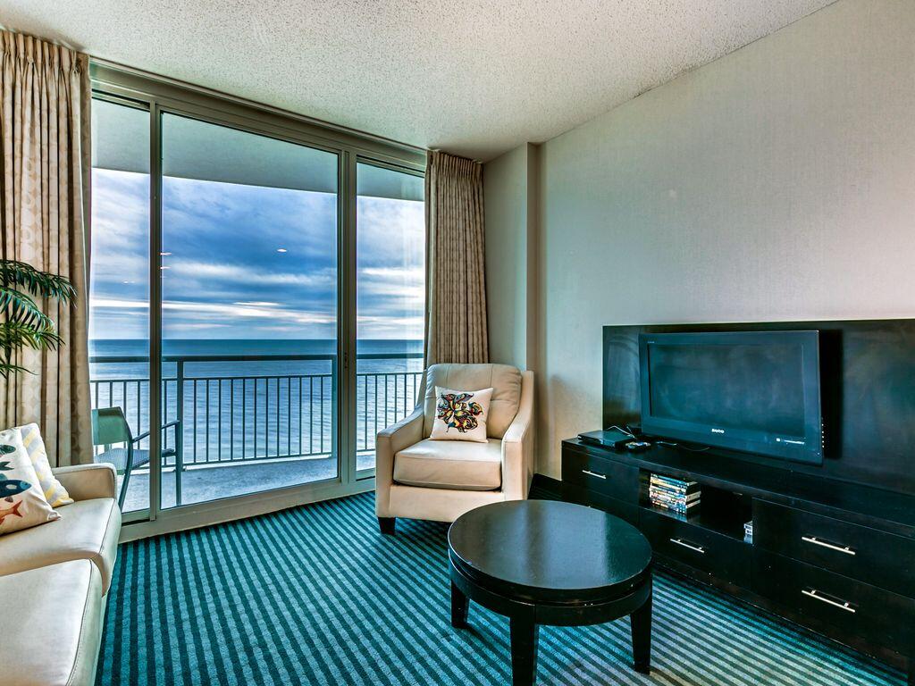 Luxury 2 Beds 2 Bath Ocean Front Condo - thumb 1