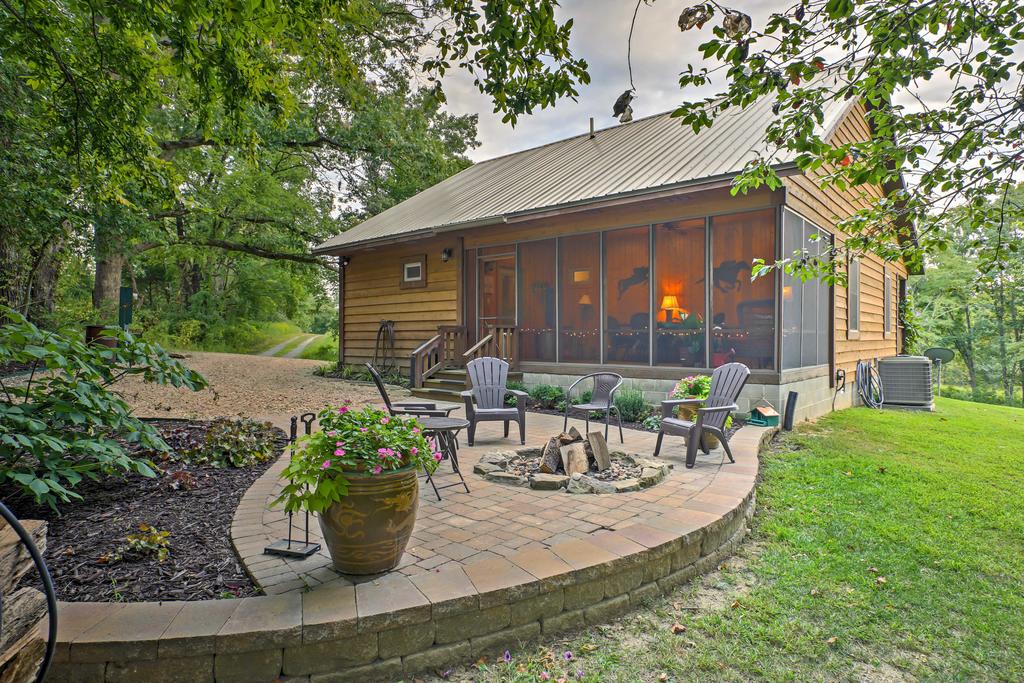 Makanda Cabin With Deck In Shawnee National Forest! - thumb 0