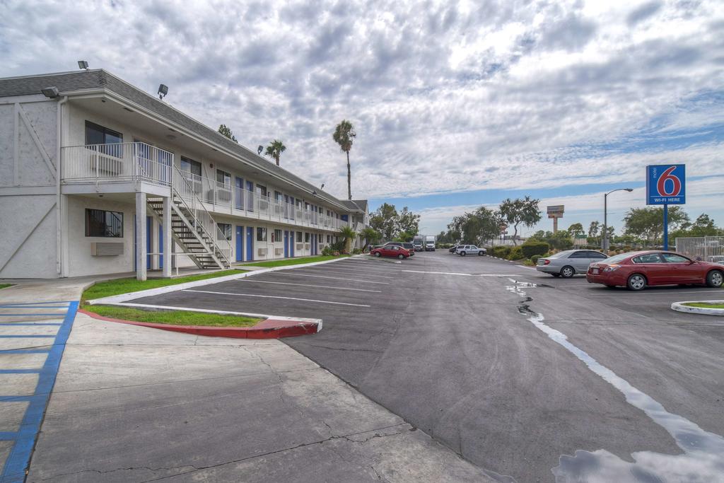 Motel 6-Baldwin Park, CA - Los Angeles - thumb 2
