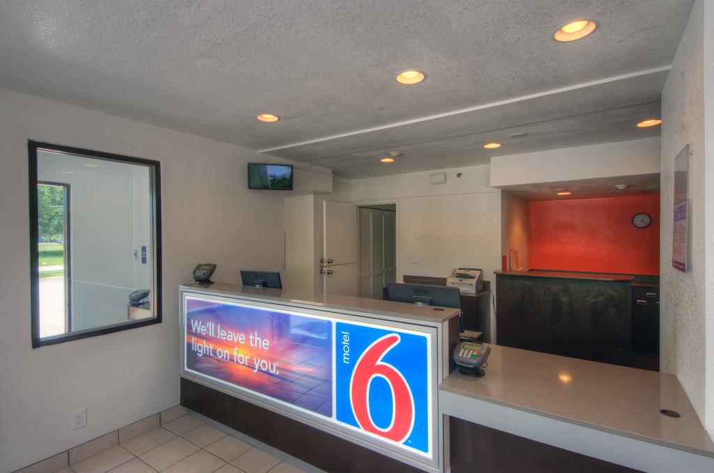 Motel 6-Bradenton, FL - thumb 2