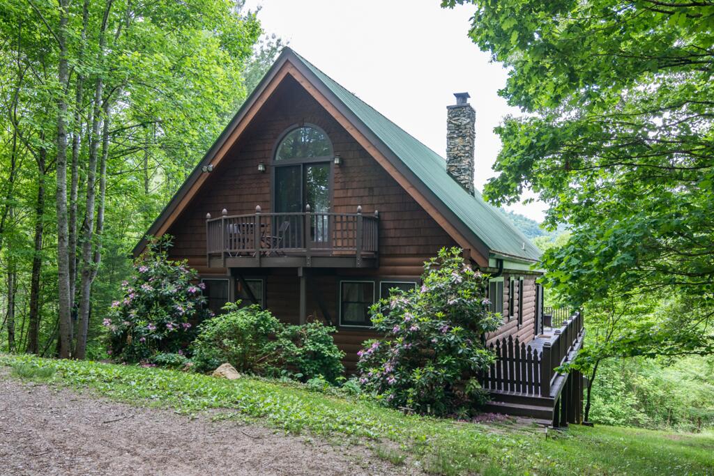 Mountain Escape Cabin - thumb 1