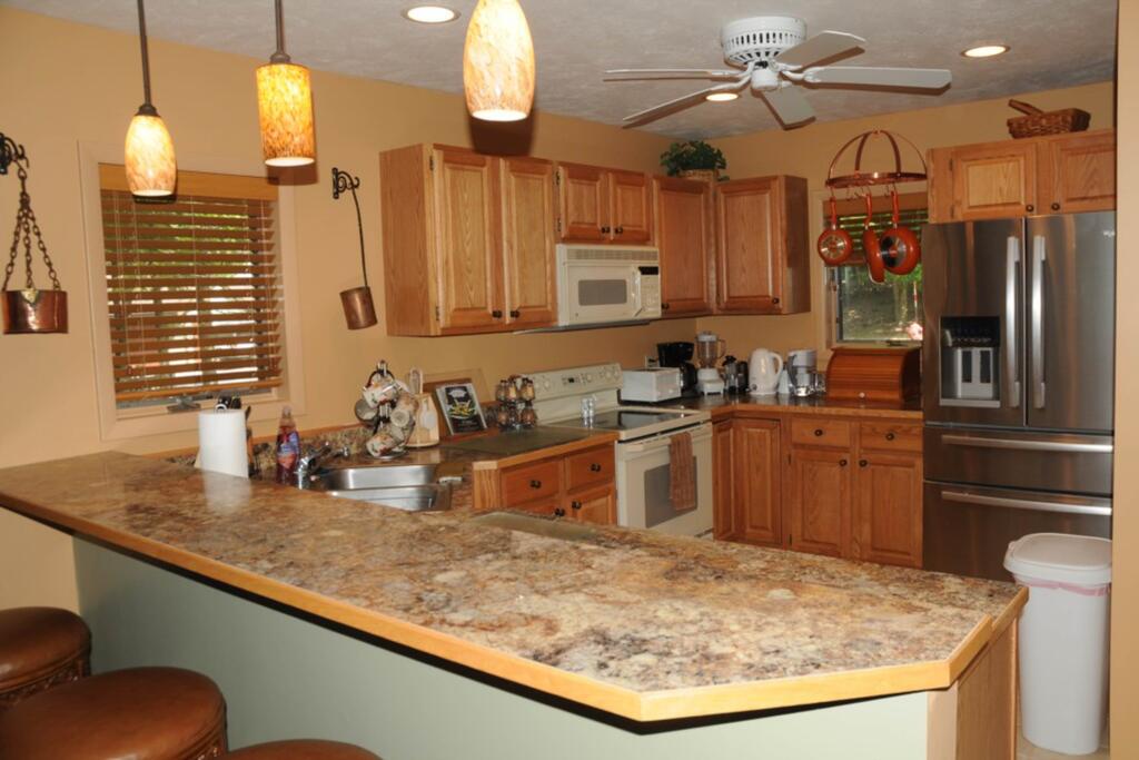 Mountainside 612 - thumb 2