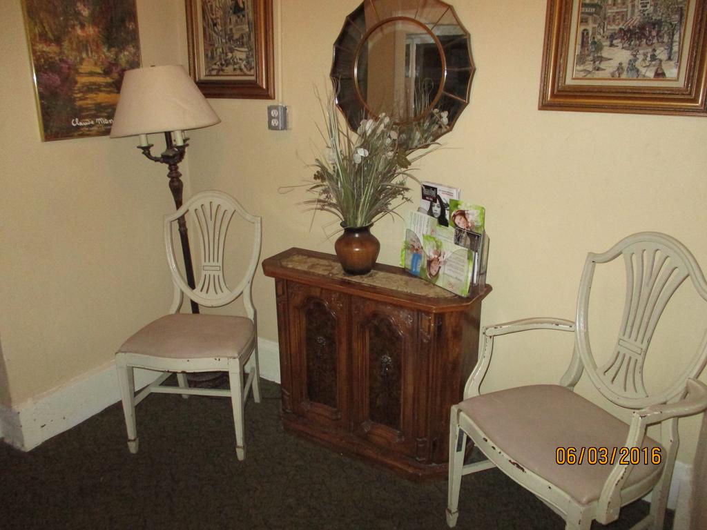 Neptune Hotel - thumb 2