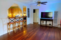 Party In Compton Accommodation Michigan