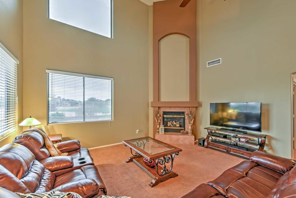 Phoenix Getaway With Private Pool, Spa, & Game Room! - thumb 2