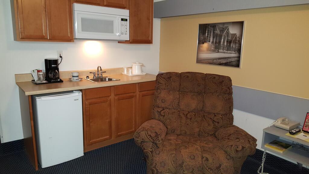 Quality Inn - thumb 1