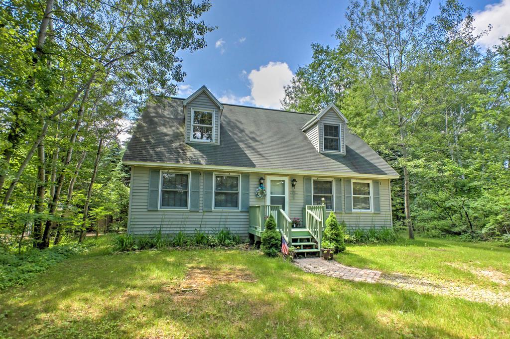 Quiet Lexington Home With Deck 1 Mile To Lake Huron! - thumb 0