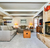 Relaxing Family Condo by the River - Accommodation Michigan