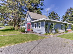 Seventh Street Cottage