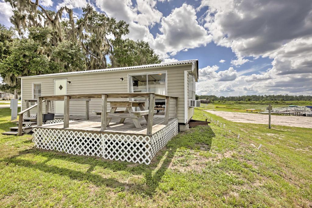 Silver Springs Cabin With Deck - Right On The Lake! - thumb 1