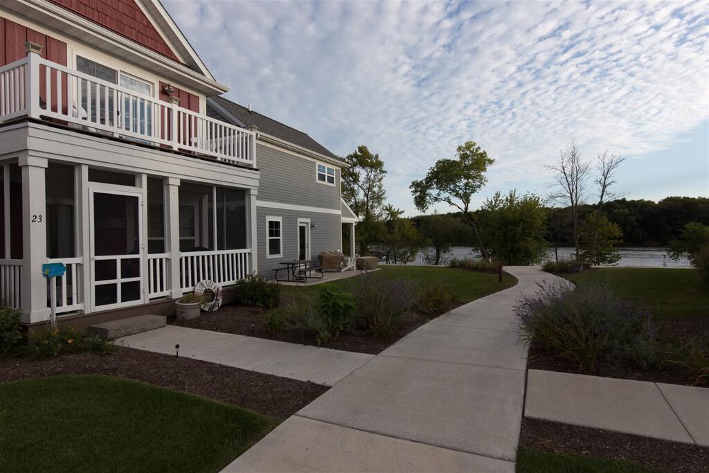 Stone`s Throw #23 - thumb 3