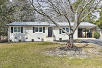 Studio w/Patio- Walk to Hikes Sights  Bites Accommodation Michigan