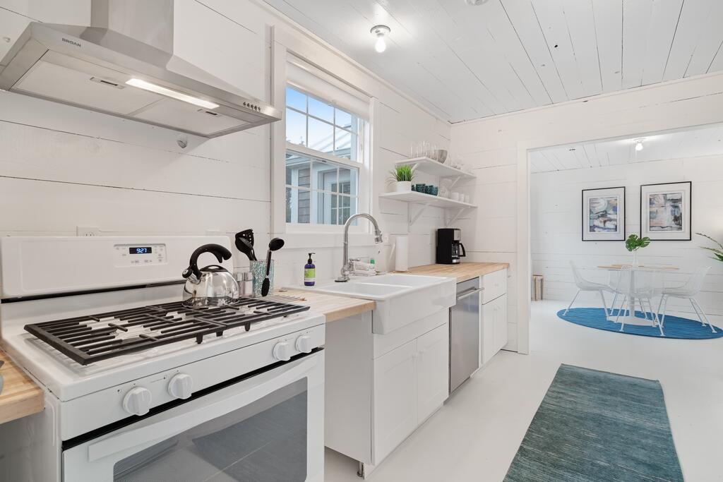 Sunset Beach Getaway - thumb 3