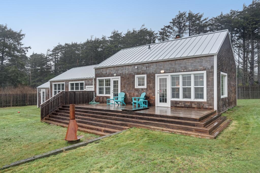 Sunset Beach Getaway - thumb 0