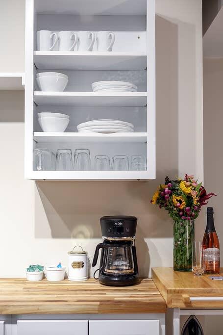 The Heart Of Downtown Traverse City! Best Location! - thumb 3