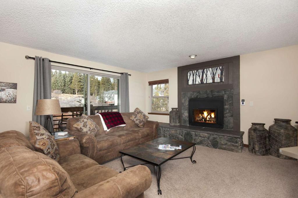 Tyra Summit - thumb 0