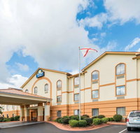 Days Inn  Suites by Wyndham Prattville-Montgomery - Accommodation Michigan