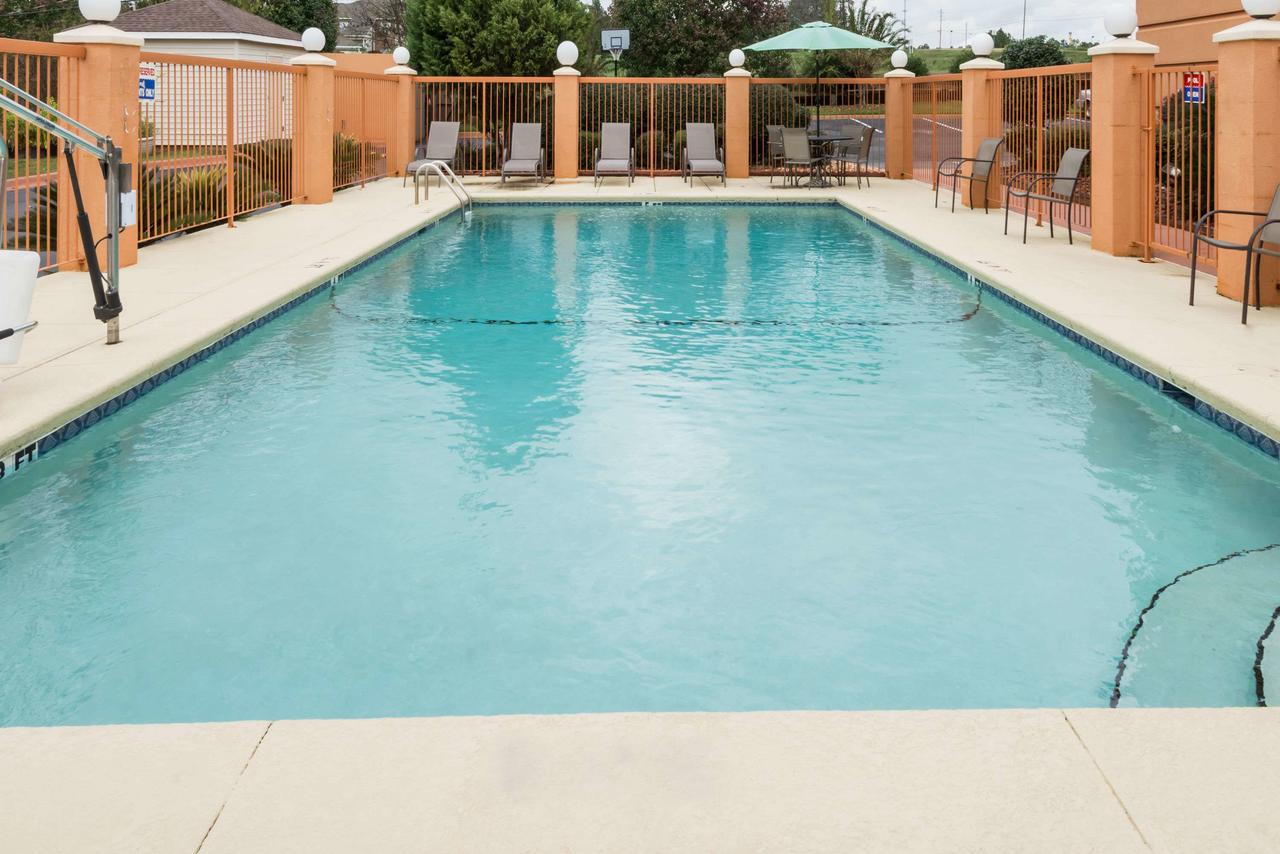 Days Inn & Suites By Wyndham Prattville-Montgomery - thumb 31