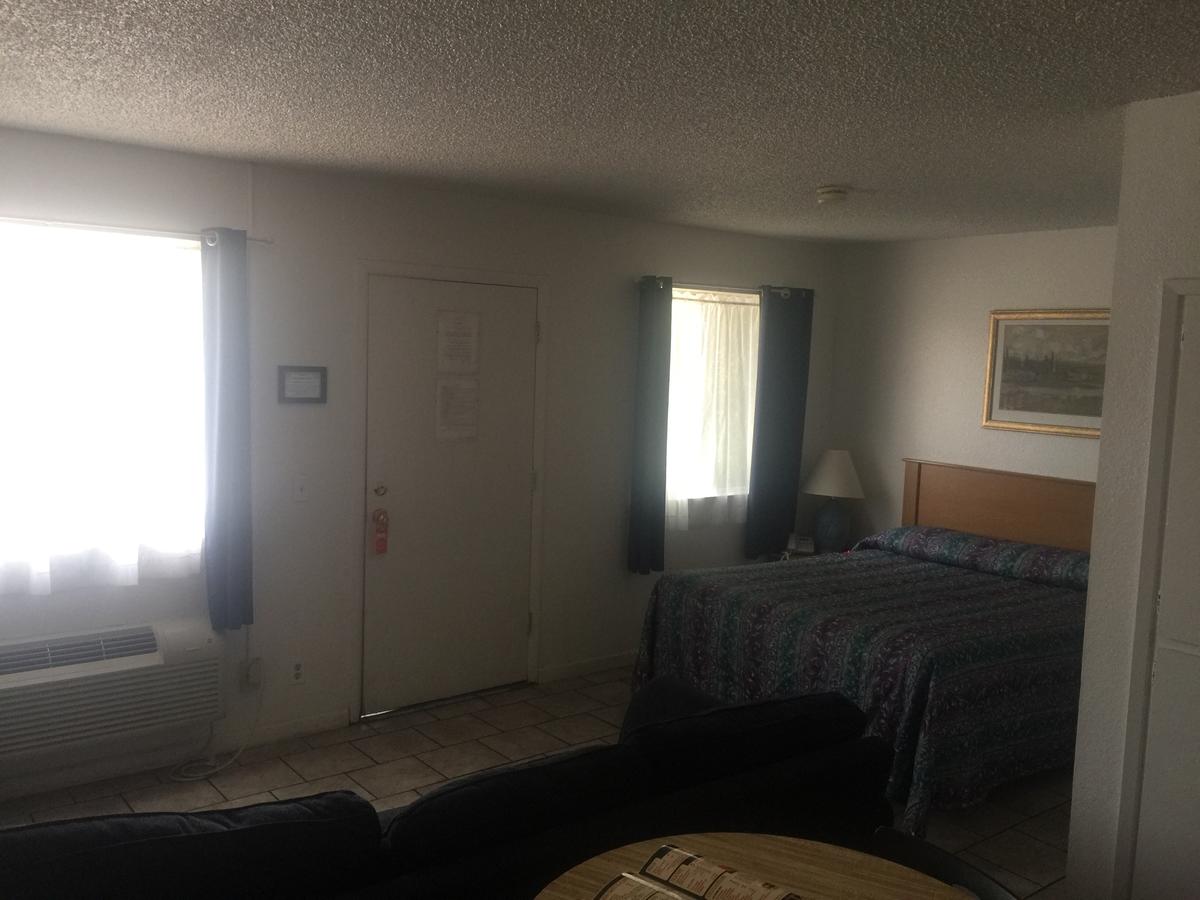 Little Daisy Motel - thumb 38