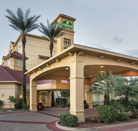 La Quinta by Wyndham Phoenix Mesa West - Accommodation Michigan