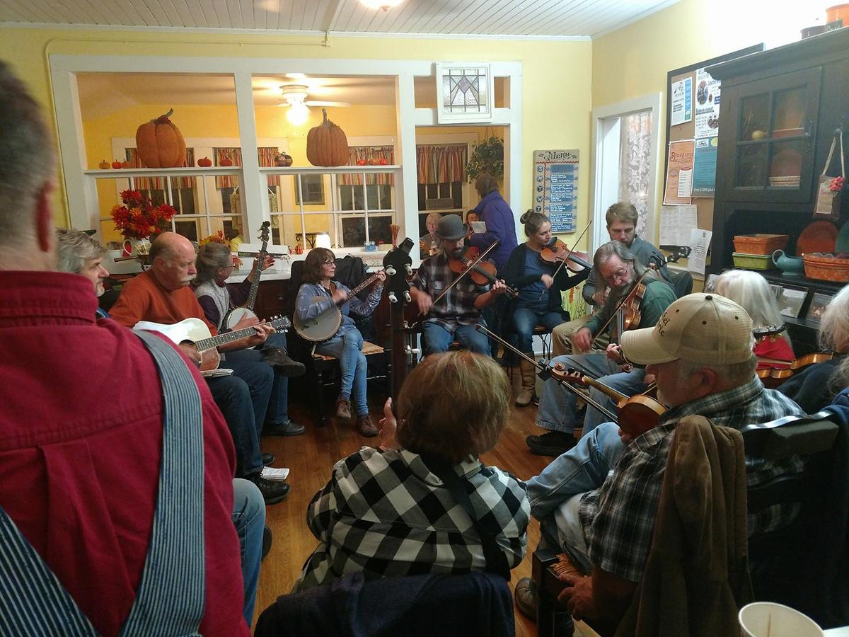 Wildflower Bed And Breakfast - thumb 13