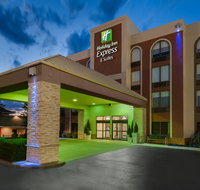 Holiday Inn Express Hotel  Suites Bentonville - Accommodation Michigan