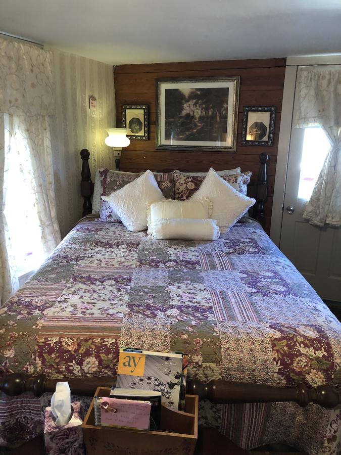 All Seasons Inn - thumb 5