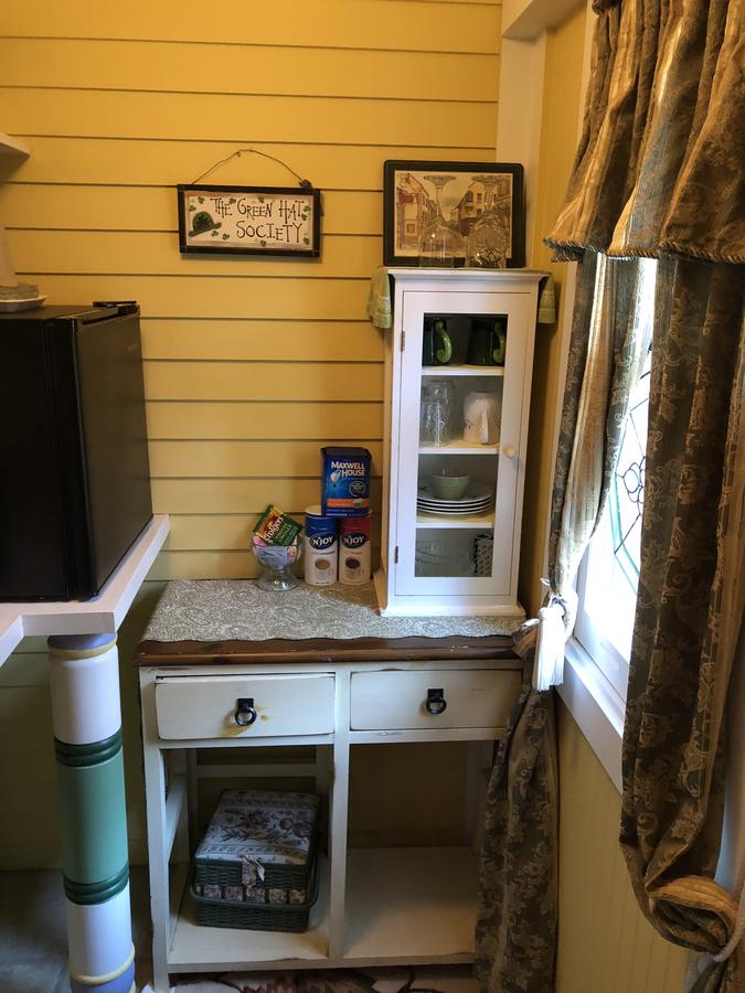 All Seasons Inn - thumb 2