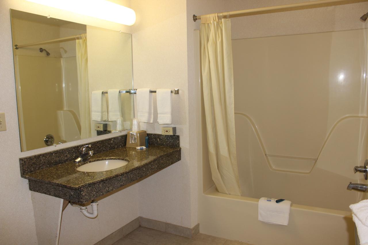 Nationwide 9 Inn - thumb 6