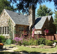 Rock Cottage Gardens BB - Accommodation Michigan